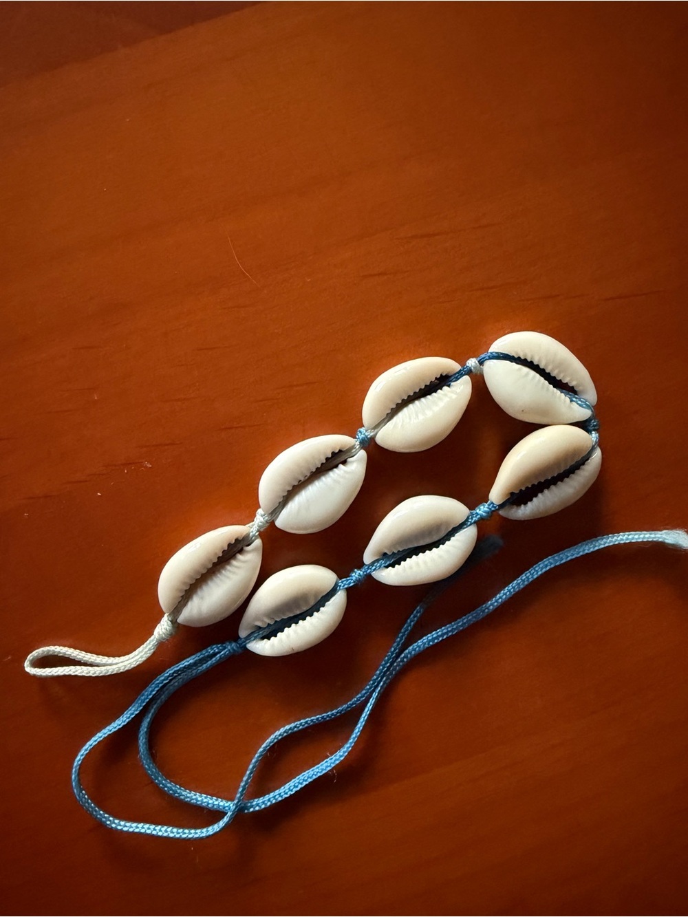 Shell Bracelet - Picture 2 of 3